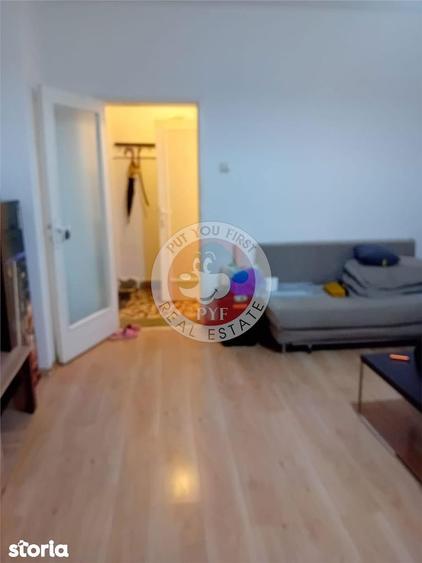 Apartament cu 2 camere semidecomandat în Cișmigiu