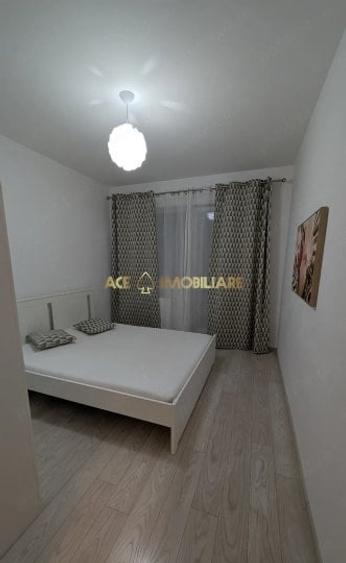 Apartament cu 2 camere semidecomandat în Berceni