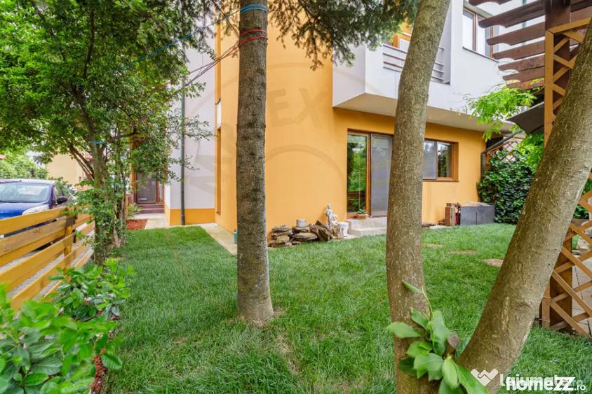 Apartament cu 3 camere decomandat, mobilat în Nord