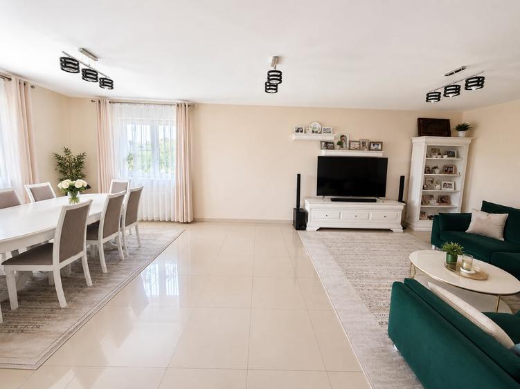 Casă individuală cu 4 camere cu Teren 827 Mp în Bărăbanț