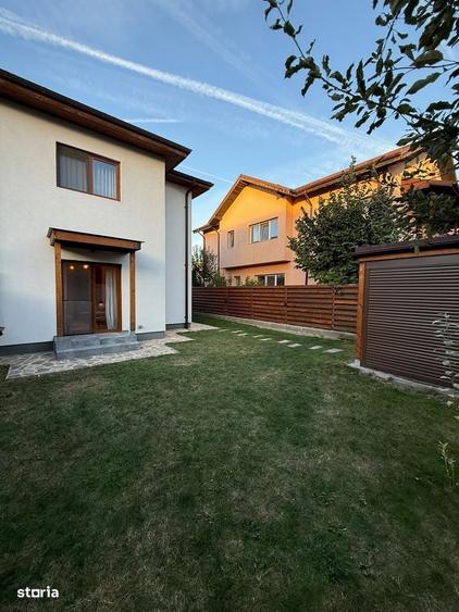 Casă cu 4 camere cu Teren 250 Mp în Central