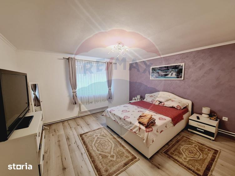 Casă cu 3 camere cu Teren 1262 Mp în Hidiș