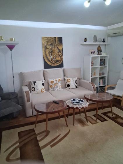 Casă cu Teren 1130 Mp în Central