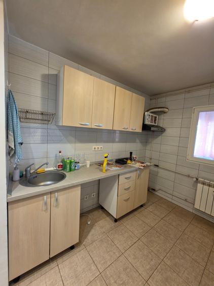 Apartament cu 2 camere decomandat în Drumul Taberei