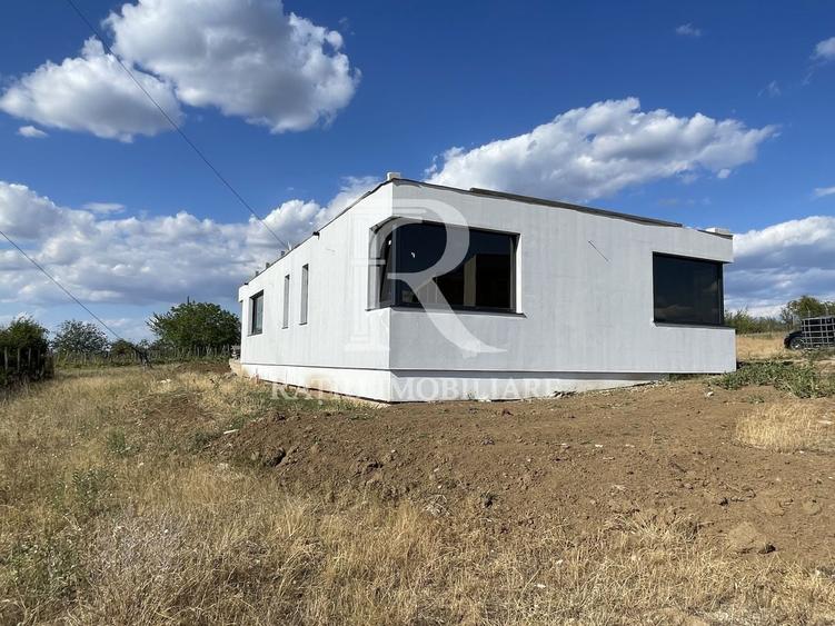 Casă individuală cu 3 camere cu Canalizare în Dealuri Oradea