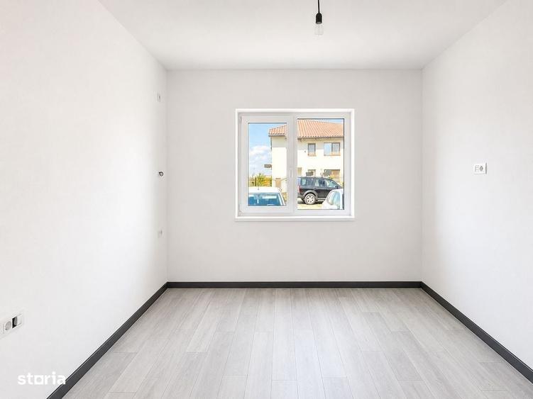 Casă cu 3 camere în Dumbrăvița