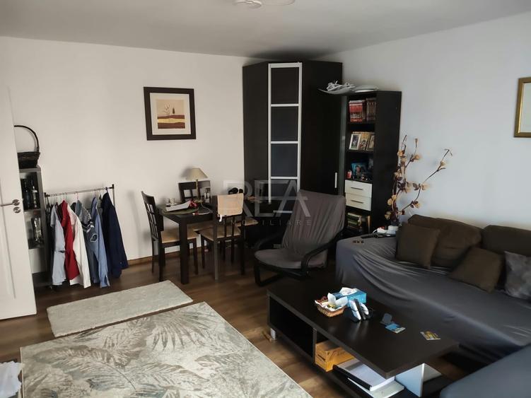 2 camere decomandat, 2/8, 62mp, anvelopat-Stirbei Voda-Berzei - 4