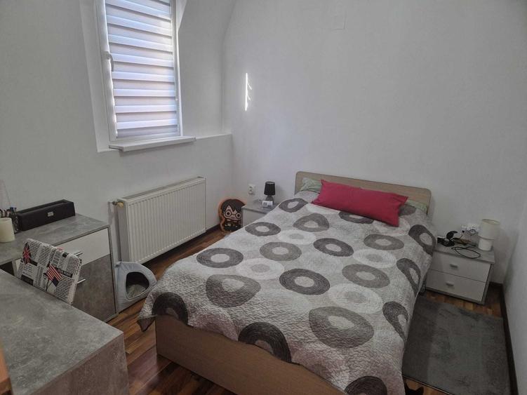 Apartament cu 2 camere semidecomandat în Florești