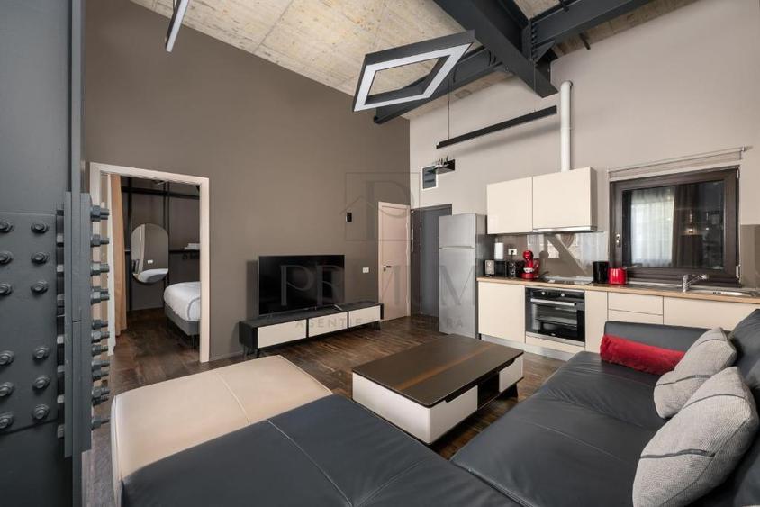 Apartament cu 2 camere decomandat, mobilat în Semicentral