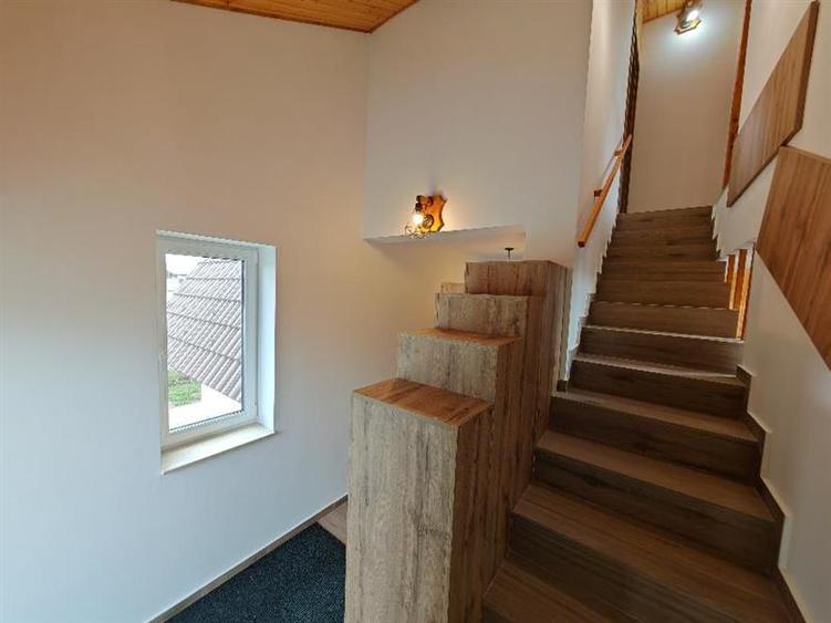 Inchiriem Casa Individuala, 3 Camere, Mobilata, Harman - 21