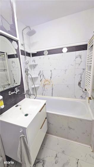 Apartament cu 2 camere semidecomandat în Botizului