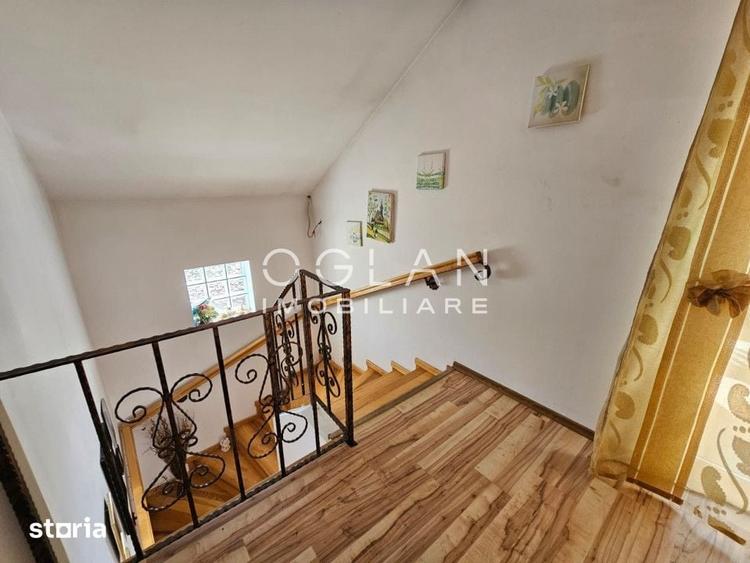 Casă cu 5 camere cu Teren 250 Mp în Șelimbăr