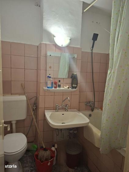 Apartament cu 2 camere decomandat în Militari