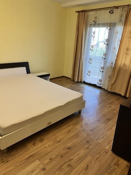 Apartament cu 2 camere decomandat în Giarmata