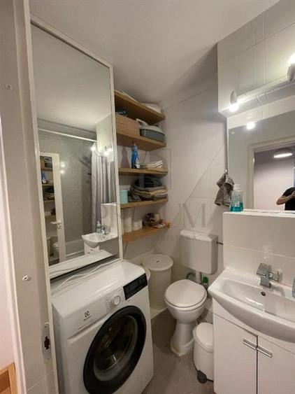 Apartament cu 2 camere decomandat, mobilat în Olimpia-Stadion