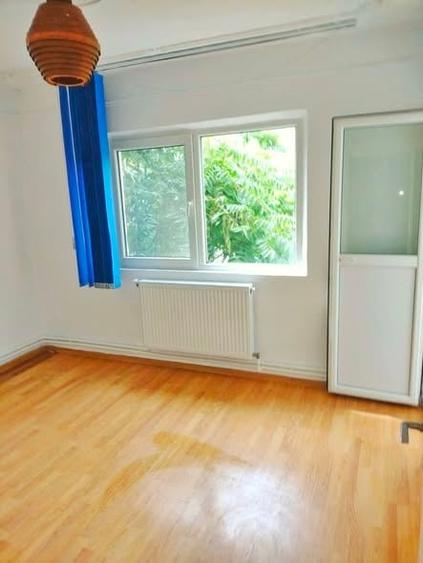 Apartament cu 4 camere în Central