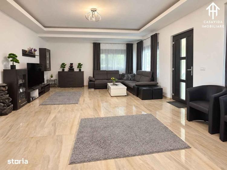 Casă cu 4 camere cu Teren 450 Mp în Central