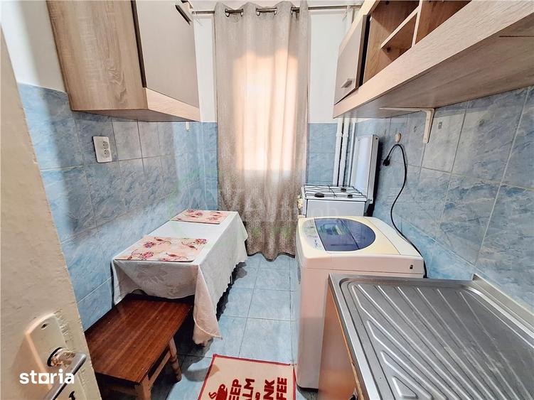 Apartament cu 2 camere semidecomandat în Tache