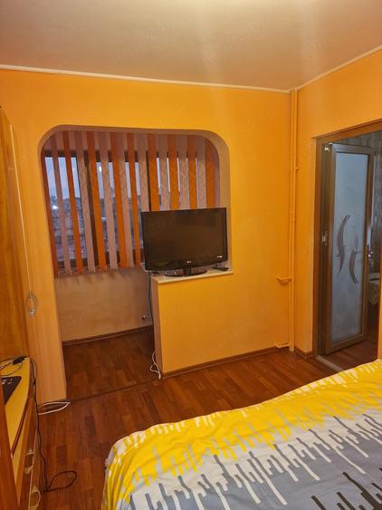 Apartament cu 2 camere semidecomandat în Sud