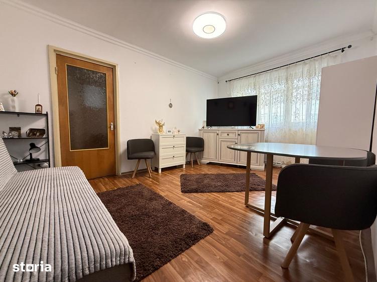 Apartament cu 2 camere, mobilat în Central