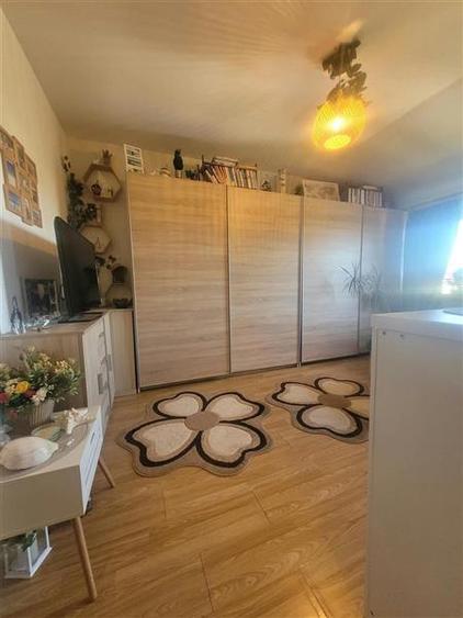 Apartament Modern 2 Camere la Mansarda, Poarta 6 - 5