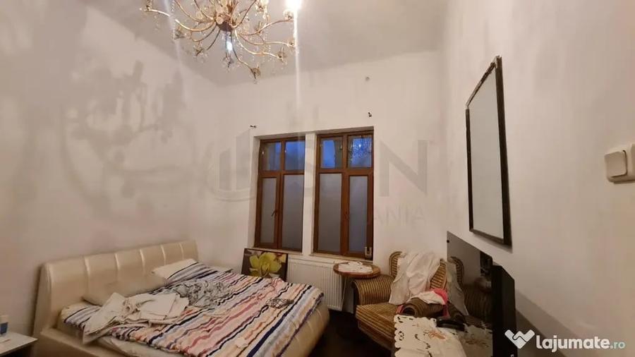 Casă cu 5 camere cu Teren 226 Mp în Central