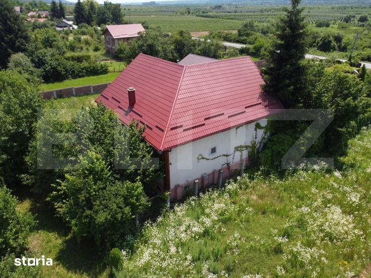 Casă cu 6 camere cu Teren 1108 Mp în Tătărani