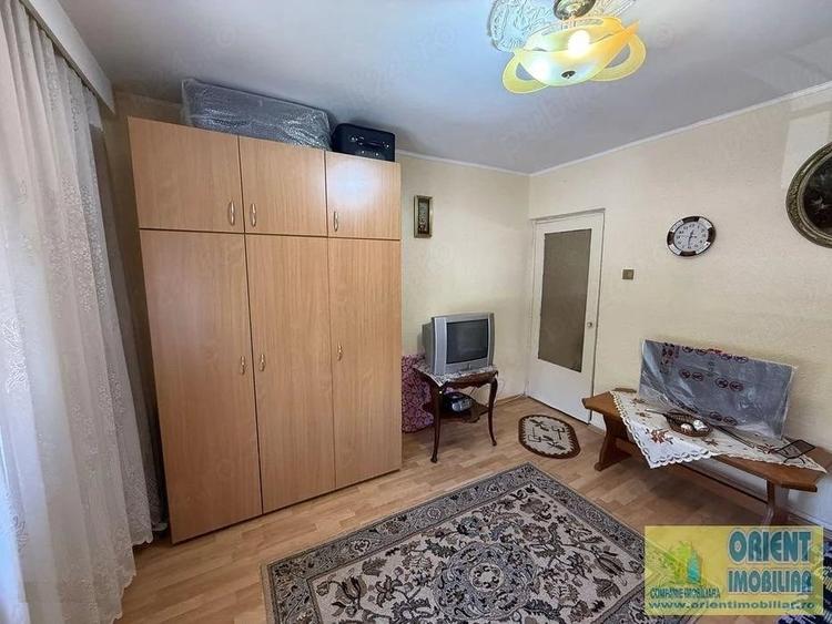 Garsonieră decomandată în Inel II