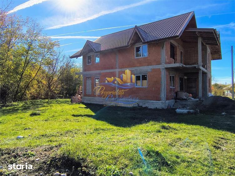 Casă cu 4 camere cu Teren 2000 Mp în Gura Vitioarei