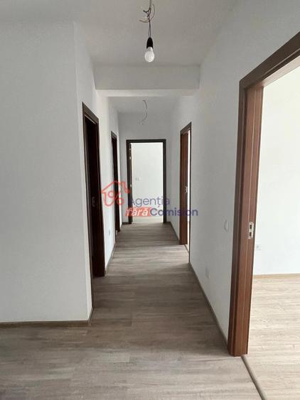 Apartament cu 4 camere decomandat în Păcurari