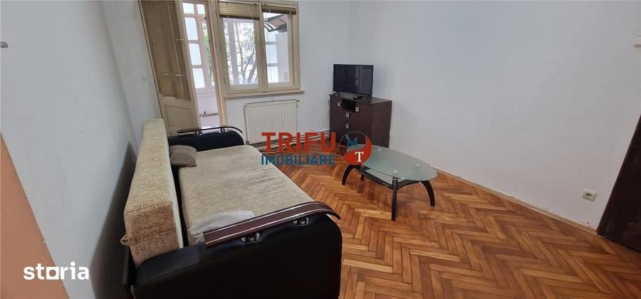 Apartament cu 2 camere semidecomandat în Cetate