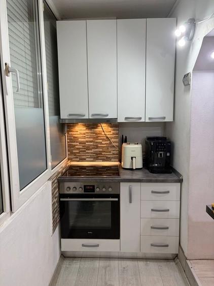 Apartament cu 2 camere semidecomandat în Dâmbovița