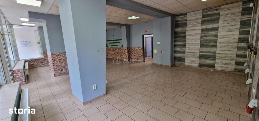 Spațiu comercial, de 125 mp, în Govândari