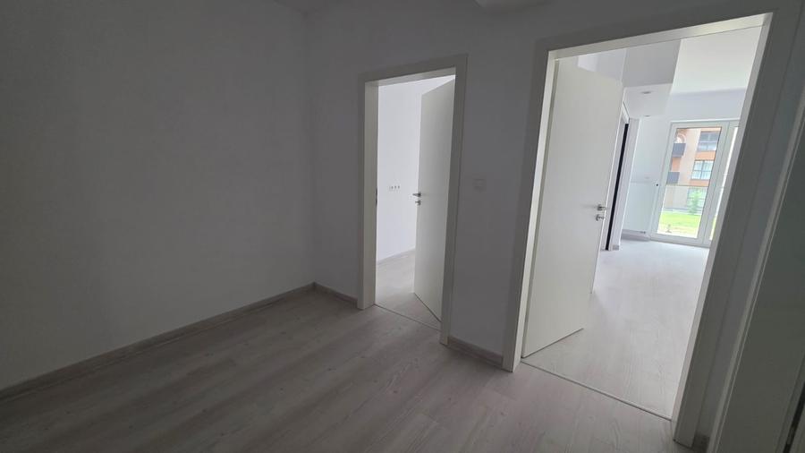 Garsonieră decomandată în Avantgarden