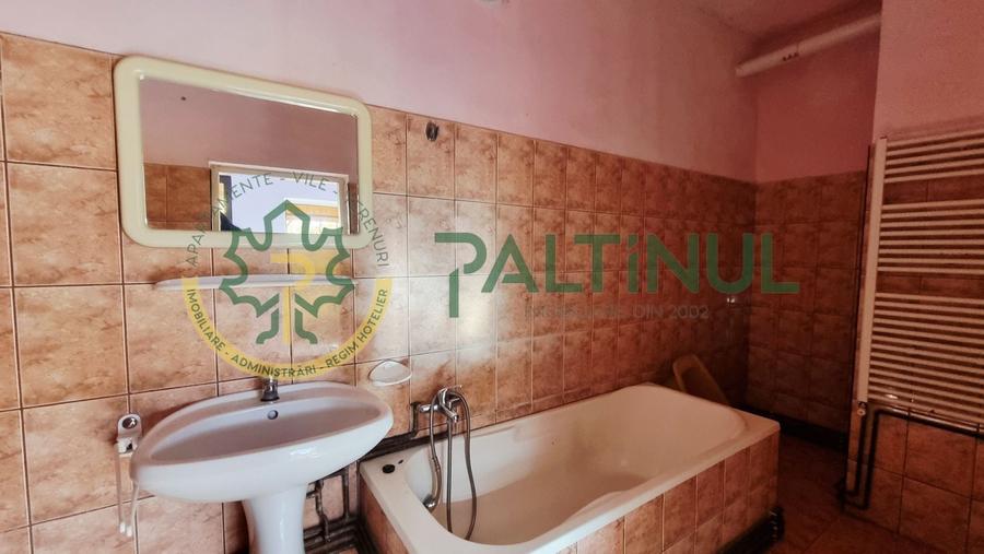 Casă individuală cu 4 camere cu Canalizare în Turnișor