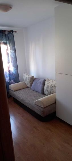 Apartament cu 3 camere decomandat în Răcădău