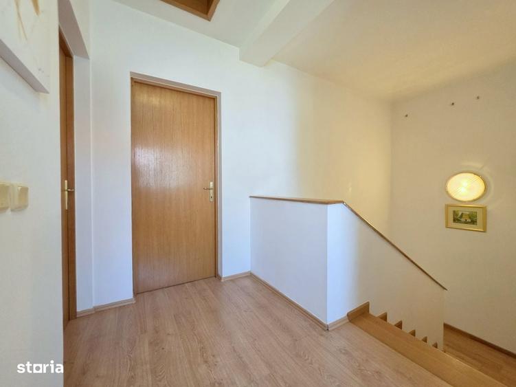 Casă cu 3 camere cu Teren 200 Mp în Central