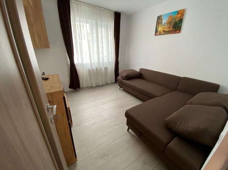 Apartament cu 2 camere decomandat în Florești