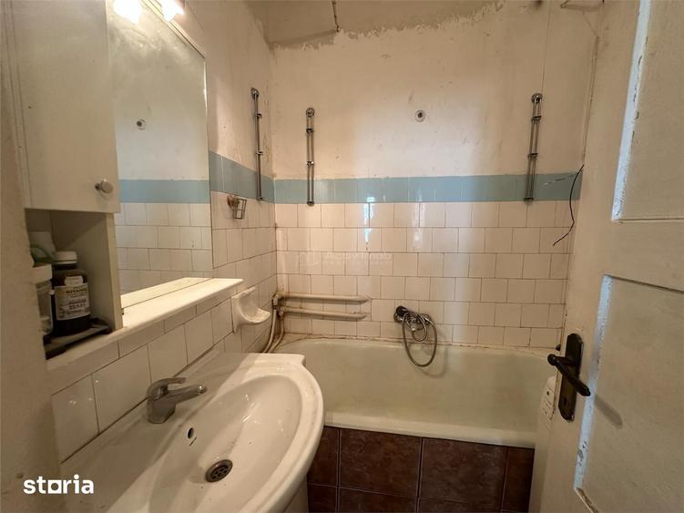 Apartament cu 3 camere decomandat în Luncă