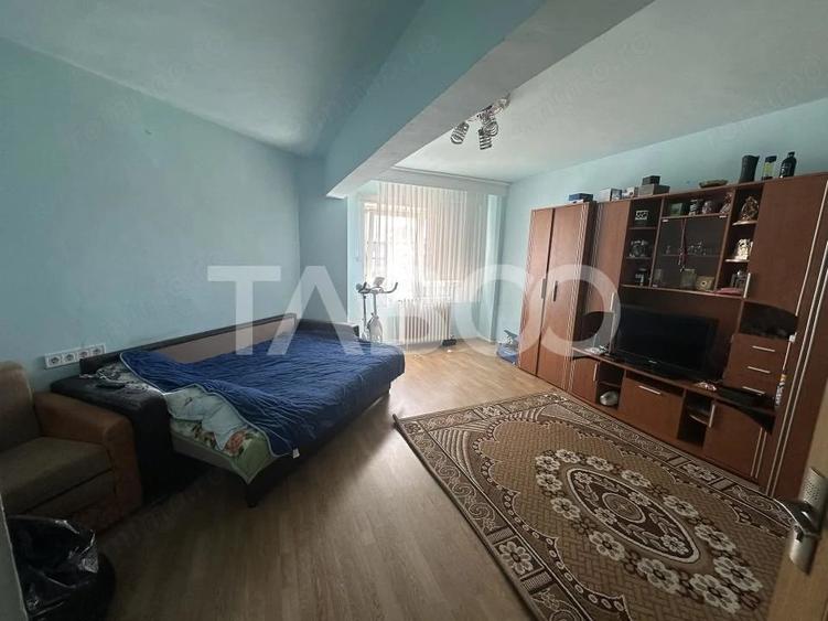 Apartament de vanzare 2 camere decomandate in zona Parcului din Strand - 5