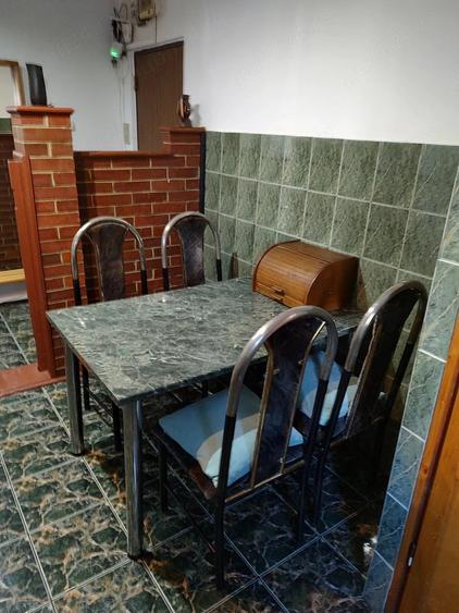 Apartament cu 2 camere semidecomandat în Aradului