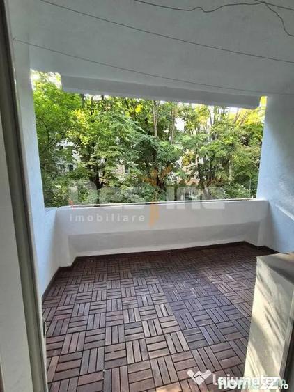 Apartament cu 4 camere decomandat în Lujerului
