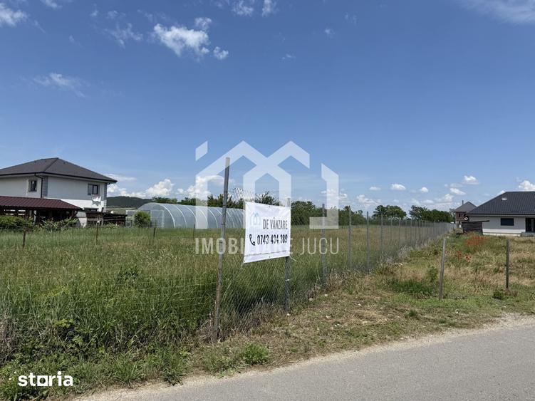 Teren de 1400 mp, în Jucu