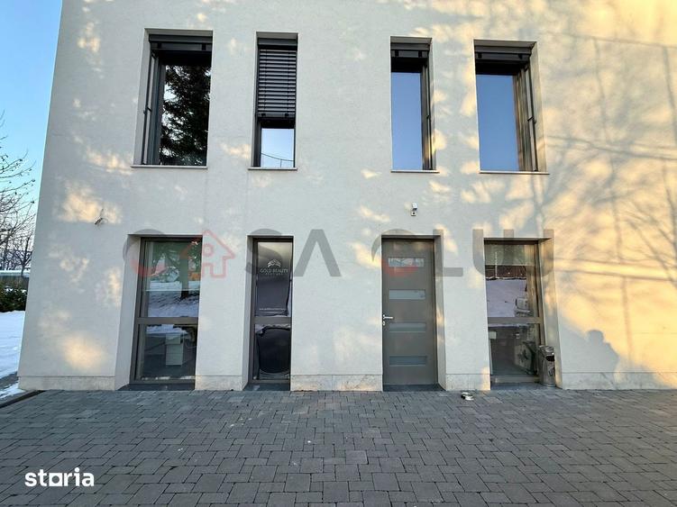 Spațiu comercial, de 60 mp, în Gruia