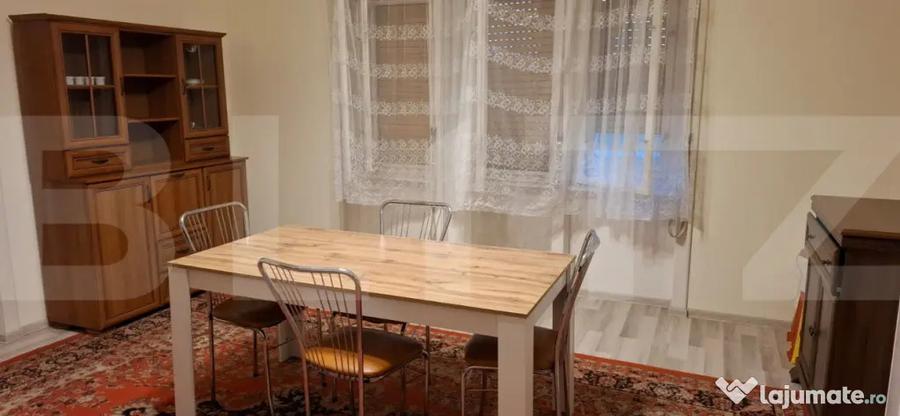 Casă cu 5 camere cu Teren 2900 Mp în Central