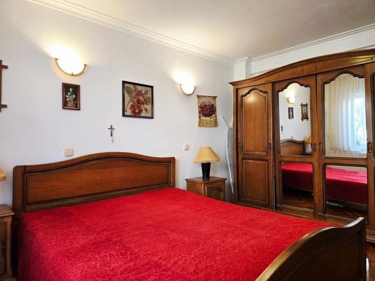 Apartament cu 3 camere decomandat, mobilat în Snagov