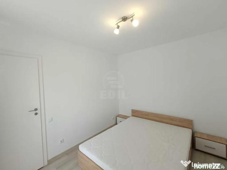 Apartament cu 3 camere semidecomandat, mobilat în Florești
