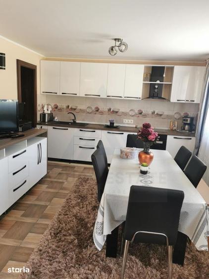 Casă cu 3 camere cu Teren 1400 Mp în Beclean