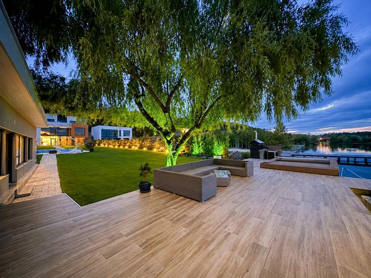 Casă individuală cu 5 camere cu Piscina în Snagov