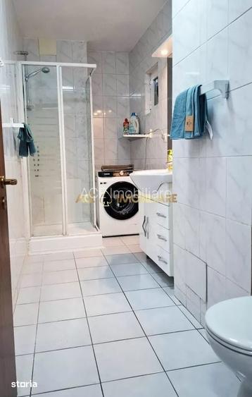 2 Camere de inchiriat | Unirii | Metrou | Mobilat